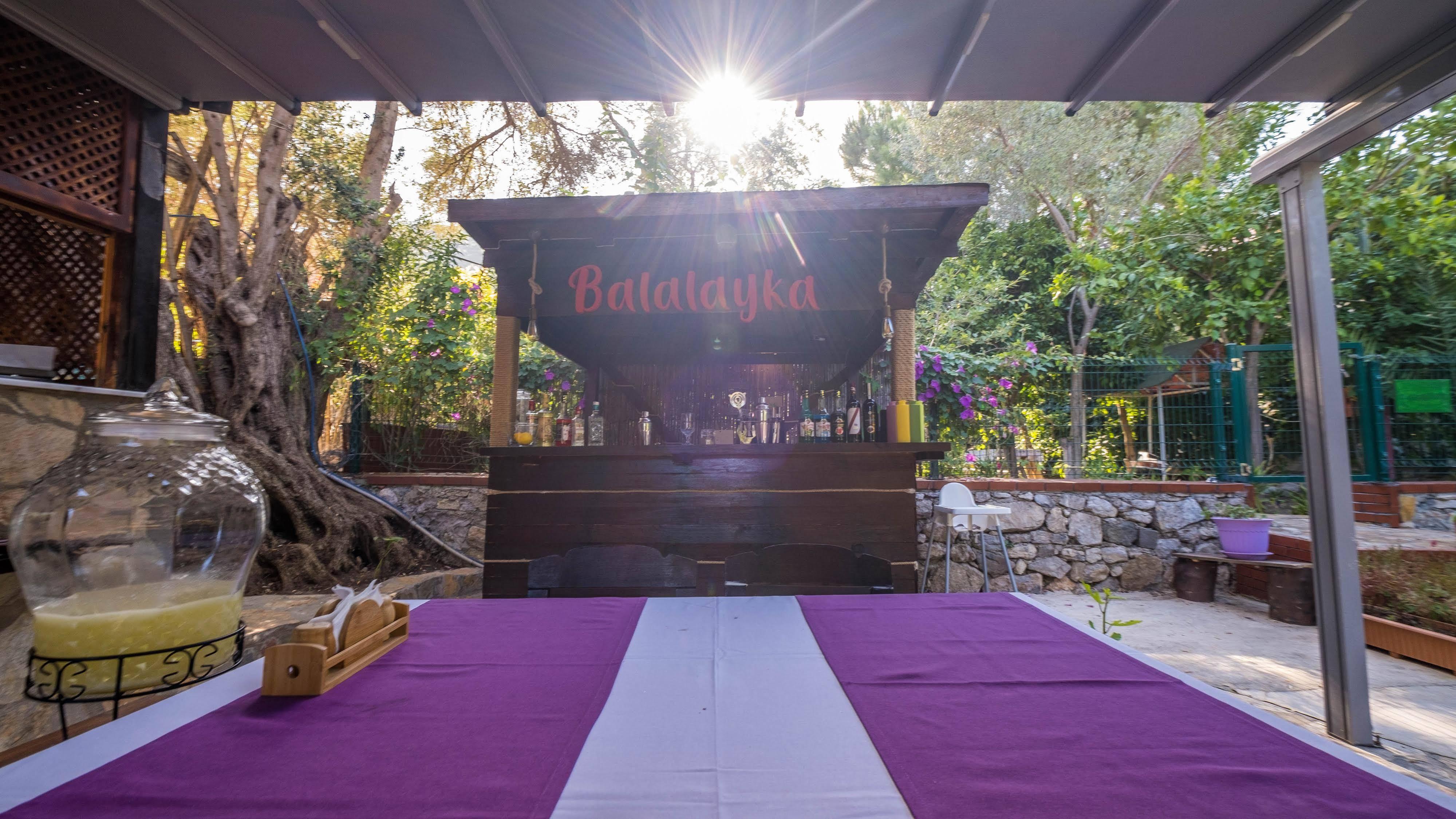 מוגלה Balalayka Butik Otel מראה חיצוני תמונה