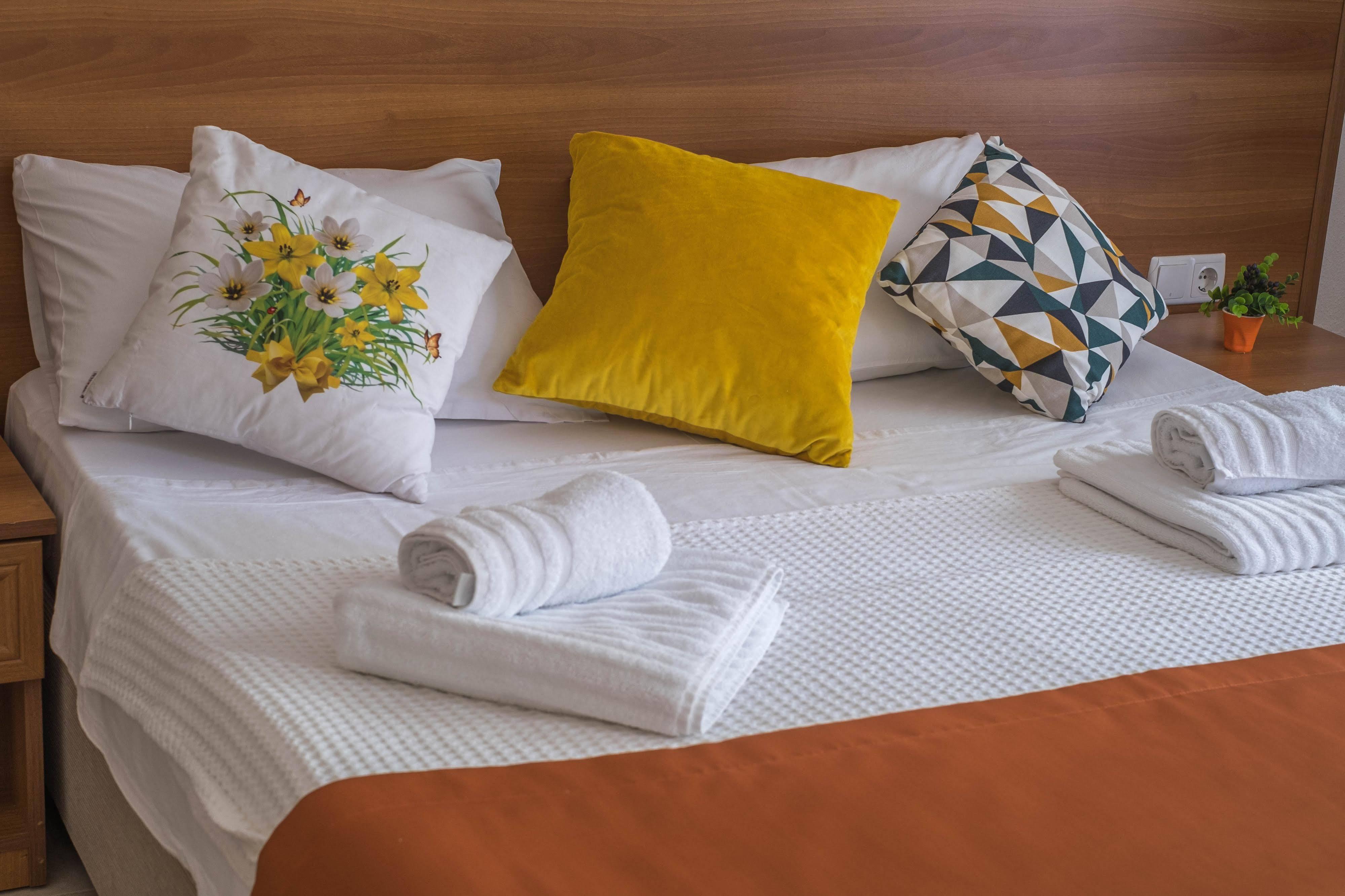 מוגלה Balalayka Butik Otel מראה חיצוני תמונה