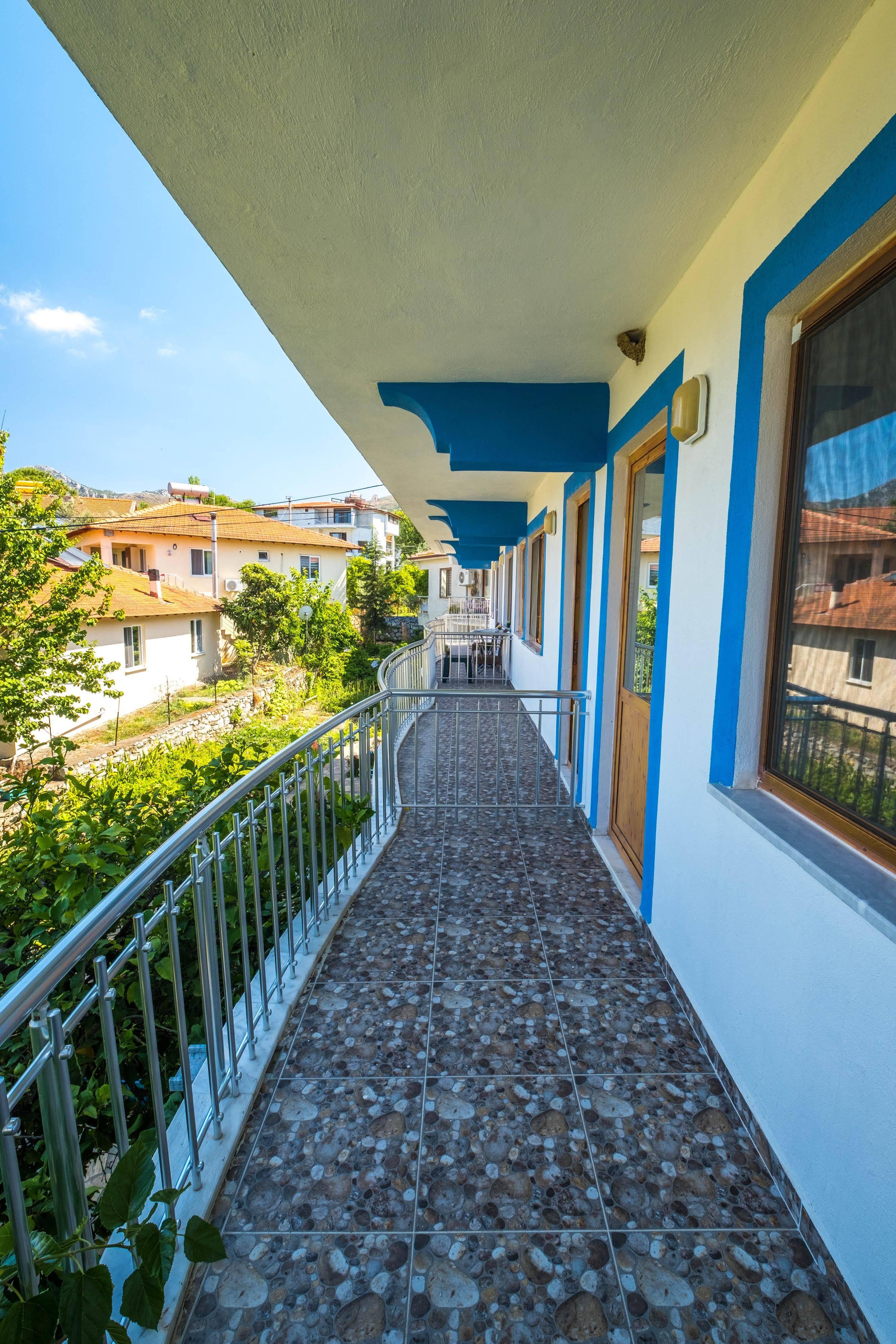 מוגלה Balalayka Butik Otel מראה חיצוני תמונה